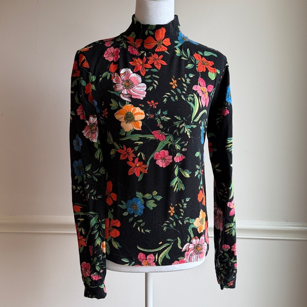 Maeve Anthropologie Black floral turtleneck T-shirt fabric long sleeve XS EUC - Picture 2 of 8
